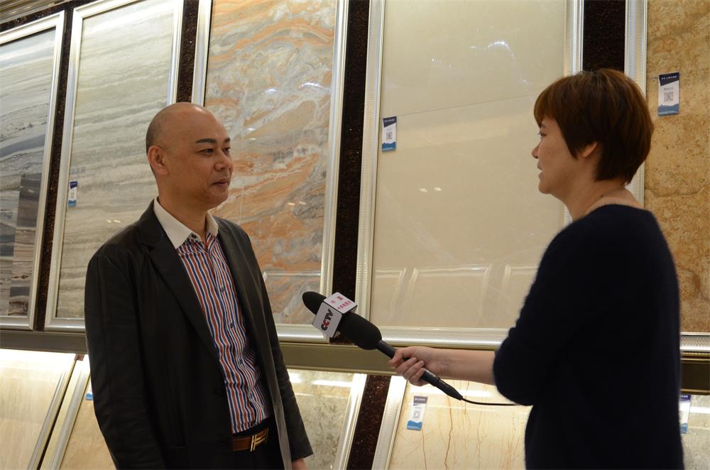 CCTV-2(jng)(lin)ɹo(c)ĸ(chung)֮e